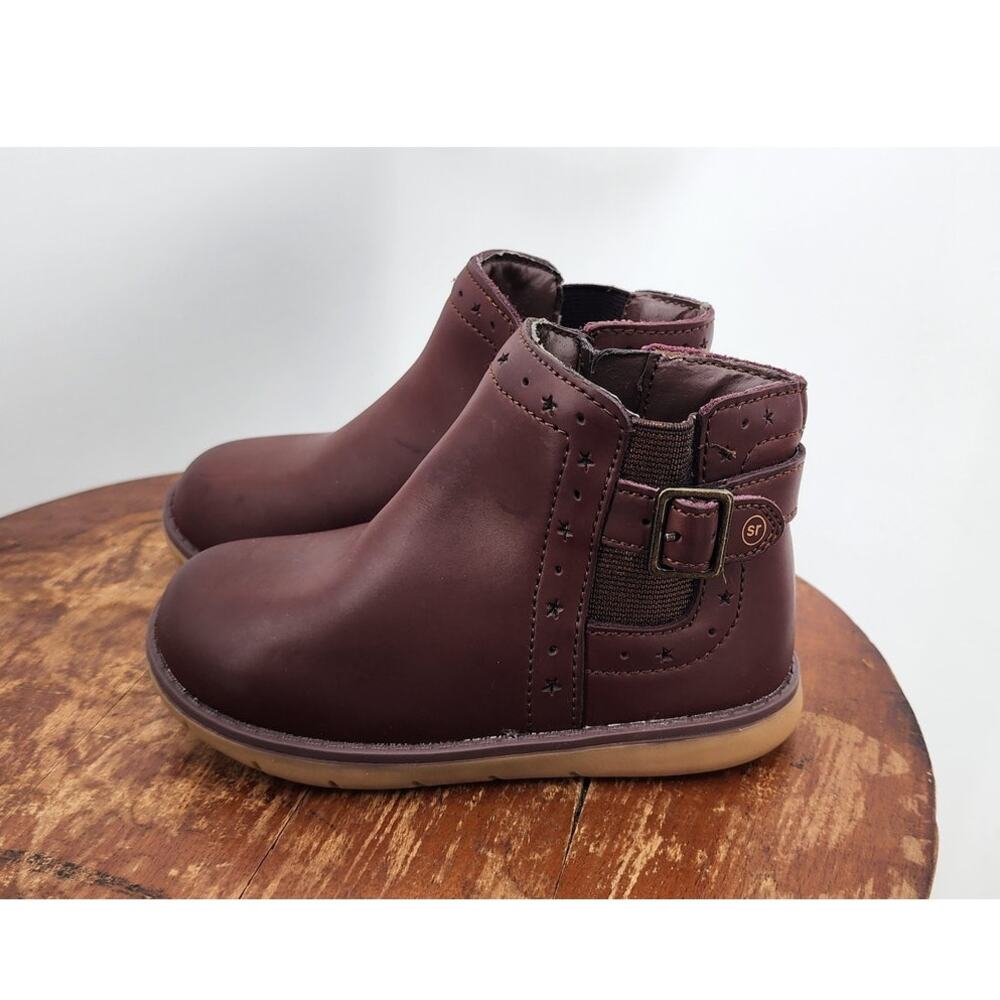 New NWOB Stride Rite Agnes Brown Leather Ankle Booties Size 7